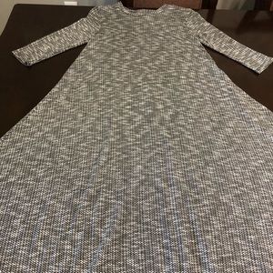 Maxi dress. 3/4 sleeve